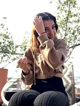 Snapshot of MiaaCute- chatting on 19, 10, 2025 MiaaCute- online show from 19, 10, 2025