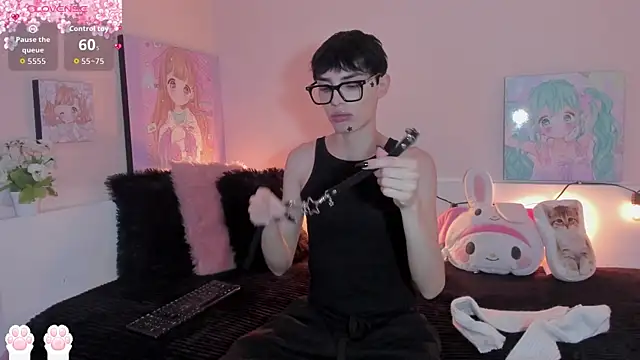 Strawberry Kitty  online show from 18, 1, 2026