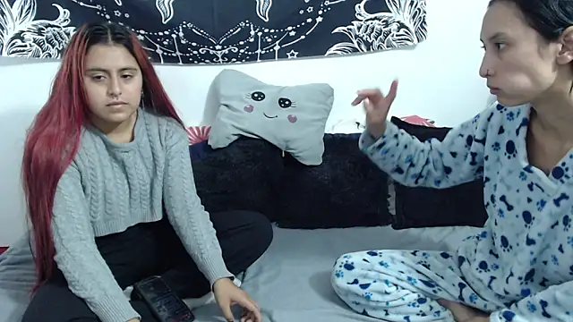 emily n abby online show from 3, 3, 2026