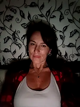 Snapshot of Luna_7777 chatting on 19, 10, 2025 Luna 7777 online show from 19, 10, 2025