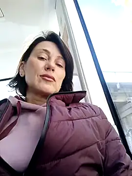 Snapshot of Luna_7777 chatting on 31, 10, 2025 Luna 7777 online show from 31, 10, 2025