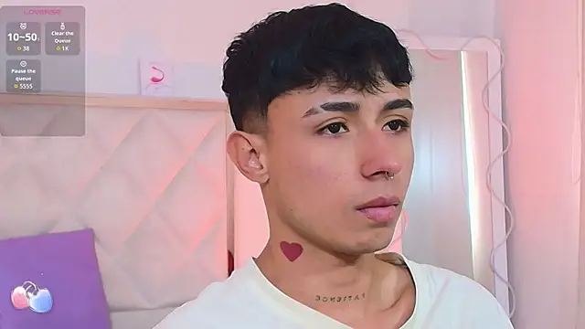 AZIEL TAY online show from 21, 10, 2025