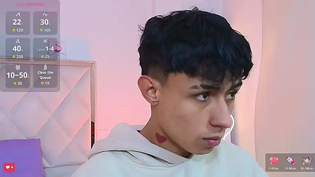 AZIEL TAY online show from 24, 10, 2025