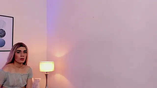 Amelia Brixton online show from 23, 4, 2026