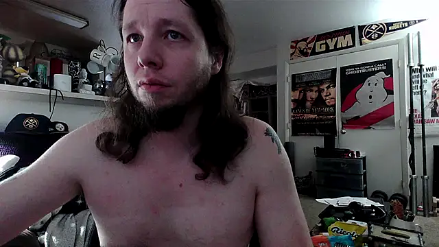 Snapshot of biggerisbetter12 chatting on 31, 10, 2025 biggerisbetter12 online show from 31, 10, 2025