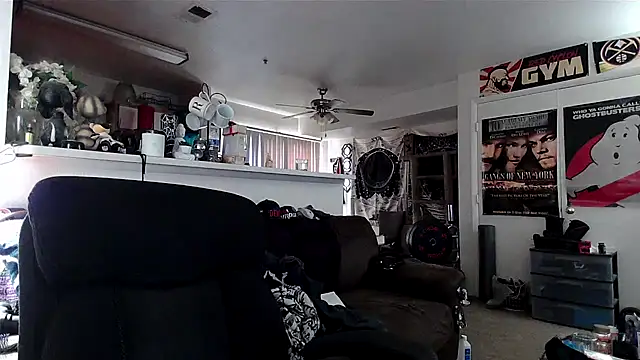 Snapshot of biggerisbetter12 chatting on 18, 1, 2026 biggerisbetter12 online show from 18, 1, 2026