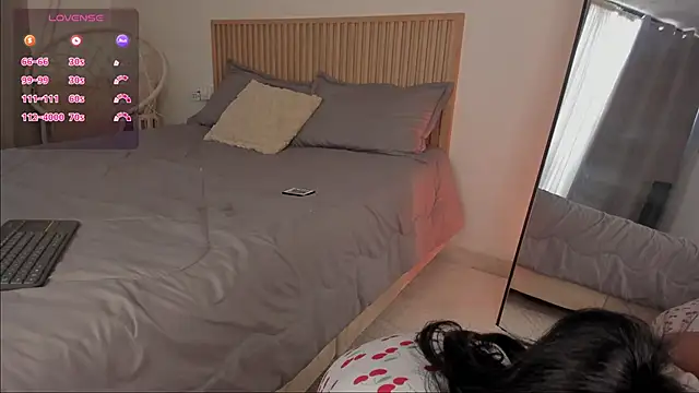 Little Emma 11 online show from 11, 2, 2026