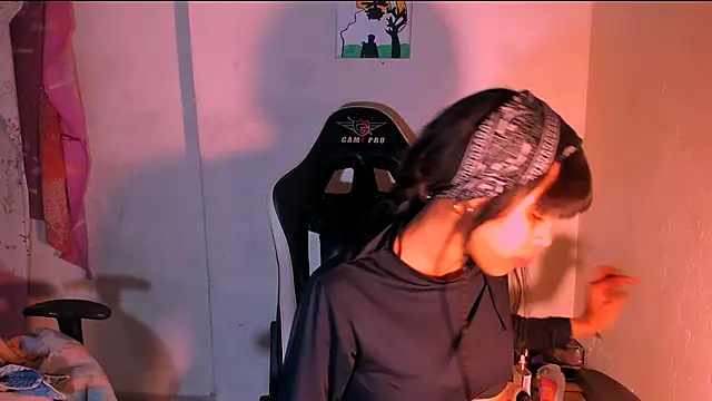 bad girl xxx online show from 21, 4, 2026