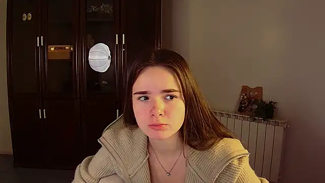 Snapshot of May_Bloom chatting on 31, 10, 2025 May Bloom online show from 31, 10, 2025