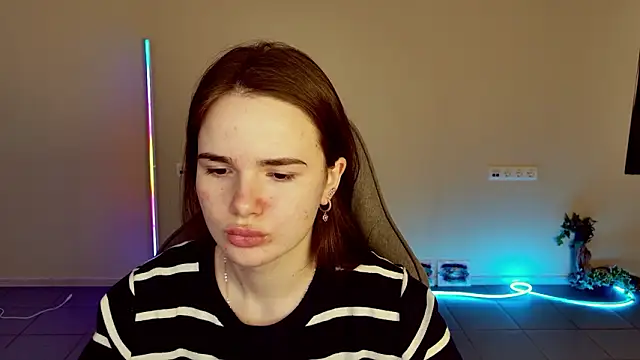 May Bloom online show from 3, 2, 2026