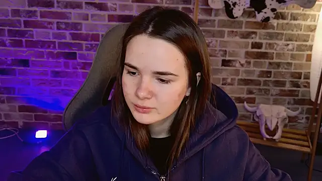 May Bloom online show from 10, 2, 2026