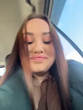 KiraSunshine online show from 22, 4, 2026