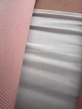 KiraSunshine online show from 27, 4, 2026