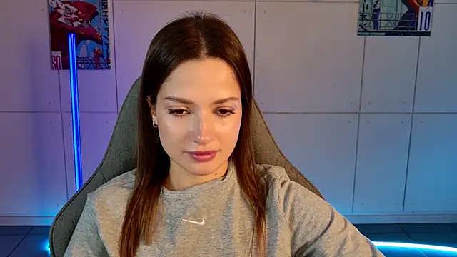 KiraVair online show from 23, 10, 2025