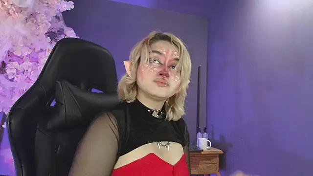 Snapshot of Navier__ chatting on 31, 10, 2025 Navier online show from 31, 10, 2025