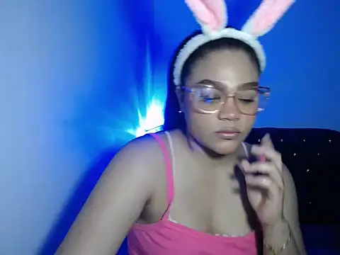 2moons full of love online show from 19, 6, 2026