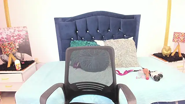 Inaya Khalifa online show from 31, 3, 2026