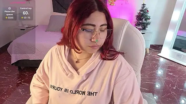 littlee red online show from 22, 12, 2025