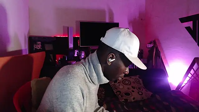 Black Paradice online show from 12, 11, 2025