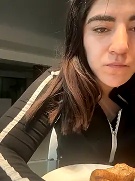 Snapshot of milky_denni chatting on 24, 10, 2025 milky denni online show from 24, 10, 2025