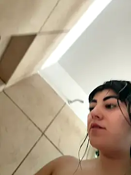 Snapshot of milky_denni chatting on 25, 10, 2025 milky denni online show from 25, 10, 2025