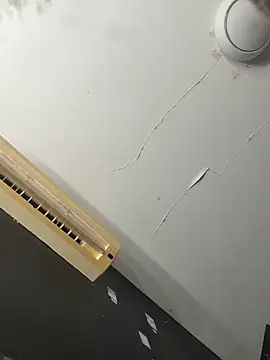 Snapshot of milky_denni chatting on 31, 10, 2025 milky denni online show from 31, 10, 2025