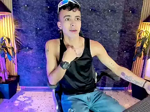 the fenix boy online show from 18, 10, 2025