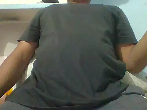 Snapshot of up_boy chatting on 7, 11, 2025 up boy online show from 7, 11, 2025