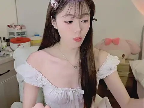 Onecutelittle online show from 16, 12, 2025