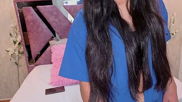 Snapshot of ChrisLuxury chatting on 22, 11, 2025 ChrisLuxury online show from 22, 11, 2025