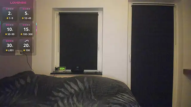 Snapshot of MiaRides19 chatting on 26, 10, 2025 MiaRides19 online show from 26, 10, 2025