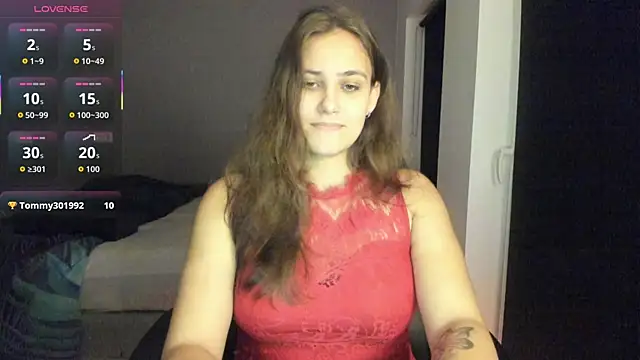 Snapshot of MiaRides19 chatting on 31, 10, 2025 MiaRides19 online show from 31, 10, 2025