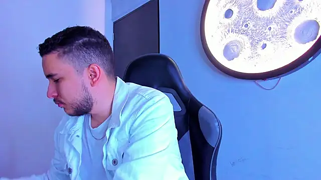 mike 257 online show from 25, 4, 2026