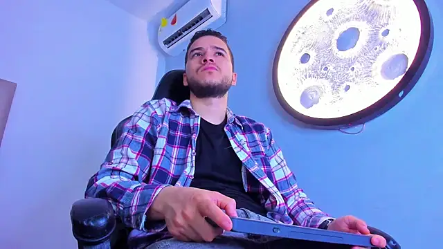 mike 257 online show from 28, 4, 2026