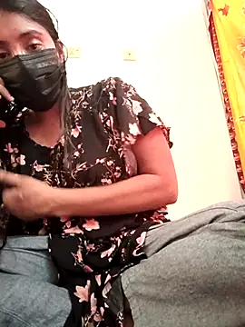 Hot Angle online show from 13, 4, 2026