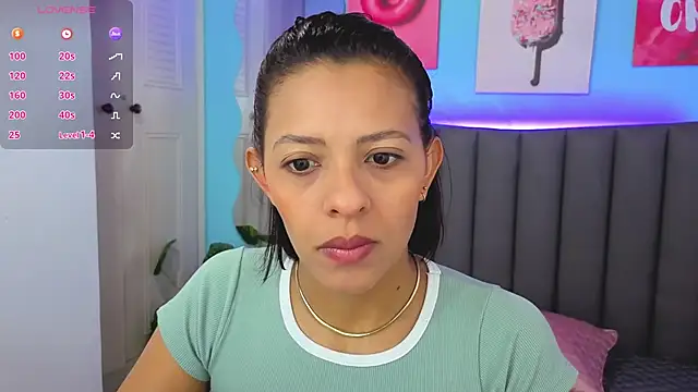 Aria Russo online show from 11, 1, 2026