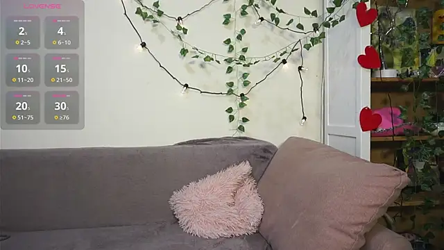 FabiolaCowing online show from 22, 11, 2025