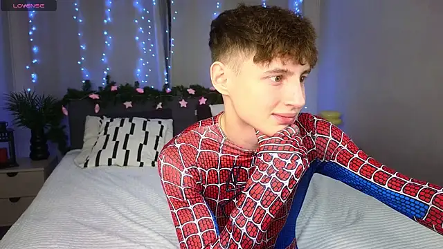 Snapshot of crisp1n chatting on 3, 12, 2025 crisp1n online show from 3, 12, 2025