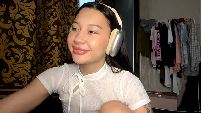 Snapshot of YourCoreanmiracle chatting on 22, 11, 2025 YourCoreanmiracle online show from 22, 11, 2025