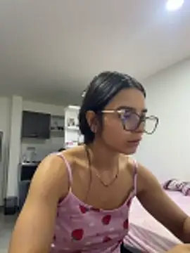 Snapshot of violeta365 chatting on 4, 6, 2026 violeta365 online show from 4, 6, 2026
