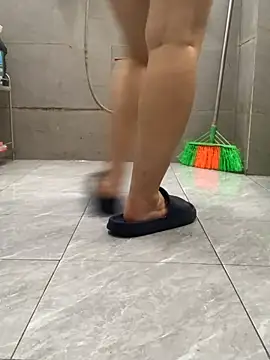 HinayLa online show from 16, 4, 2026