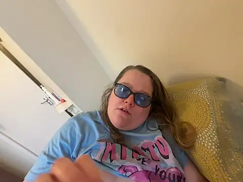 Scarletcum22 online show from 7, 2, 2026