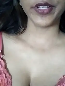 Snapshot of Aaliya_BigBoobs_1 chatting on 23, 5, 2026 Aaliya BigBoobs 1 online show from 23, 5, 2026