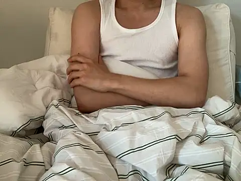 Snapshot of jihoooon_00 chatting on 8, 2, 2026 jihoooon 00 online show from 8, 2, 2026