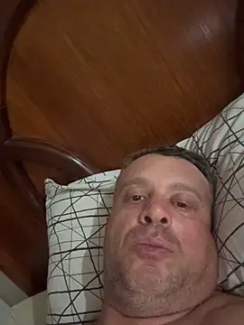 Snapshot of wellingtonmds chatting on 6, 11, 2025 wellingtonmds online show from 6, 11, 2025