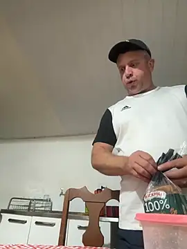 Snapshot of wellingtonmds chatting on 24, 11, 2025 wellingtonmds online show from 24, 11, 2025