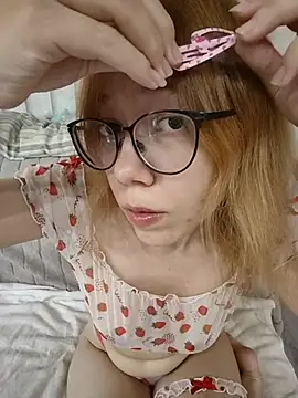 PeachyMaolin online show from 26, 7, 2026