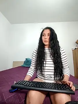 Snapshot of SaraDany chatting on 3, 12, 2025 SaraDany online show from 3, 12, 2025