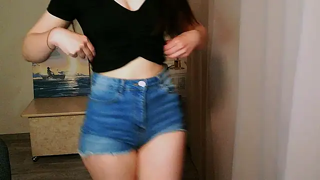 Cute Maria  online show from 17, 4, 2026