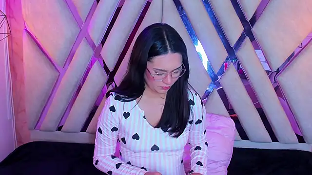 Isa doux online show from 26, 4, 2026